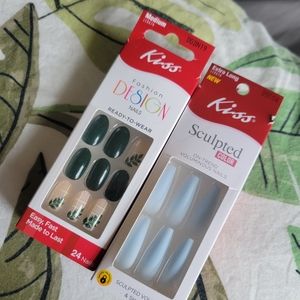 2 pack press on nails blue and plants